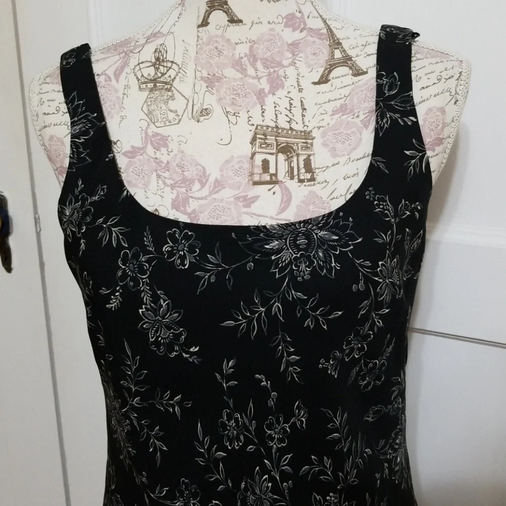 Ann Taylor Dress - Picture 2 of 7
